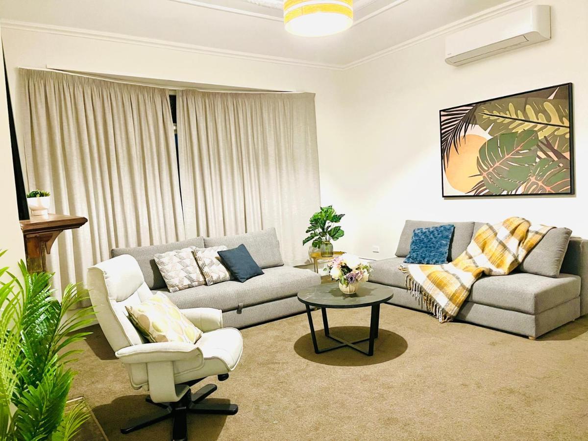 Luxurious Home Close To Beach Dunedin Esterno foto
